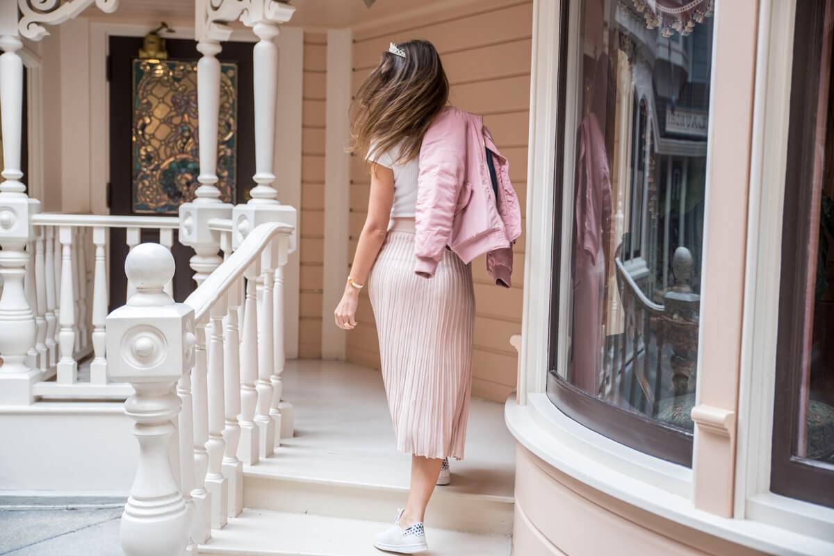 the_wild_parisian_bomber_rose